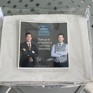 Scott Living Queen Top/Flat Sheet 400 Thread Count 100% Cotton Sateen 94x108